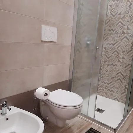 Mare Fuori - Stanze Con Piscina בית הארחה *