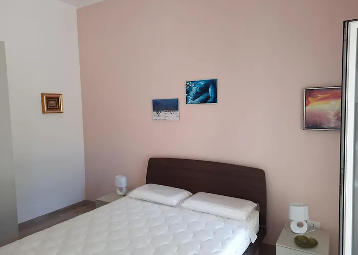 Mare Fuori - Stanze Con Piscina Casa de hóspedes 4*
